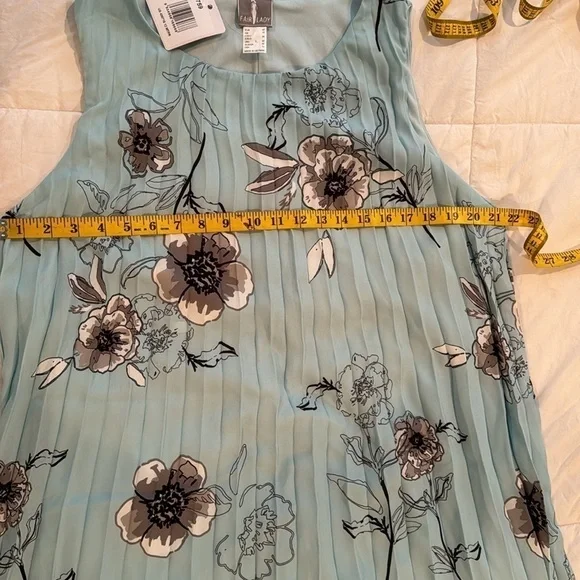 Fair Lady NWT blue dress with gray white black flowers - Picture 7 of 10